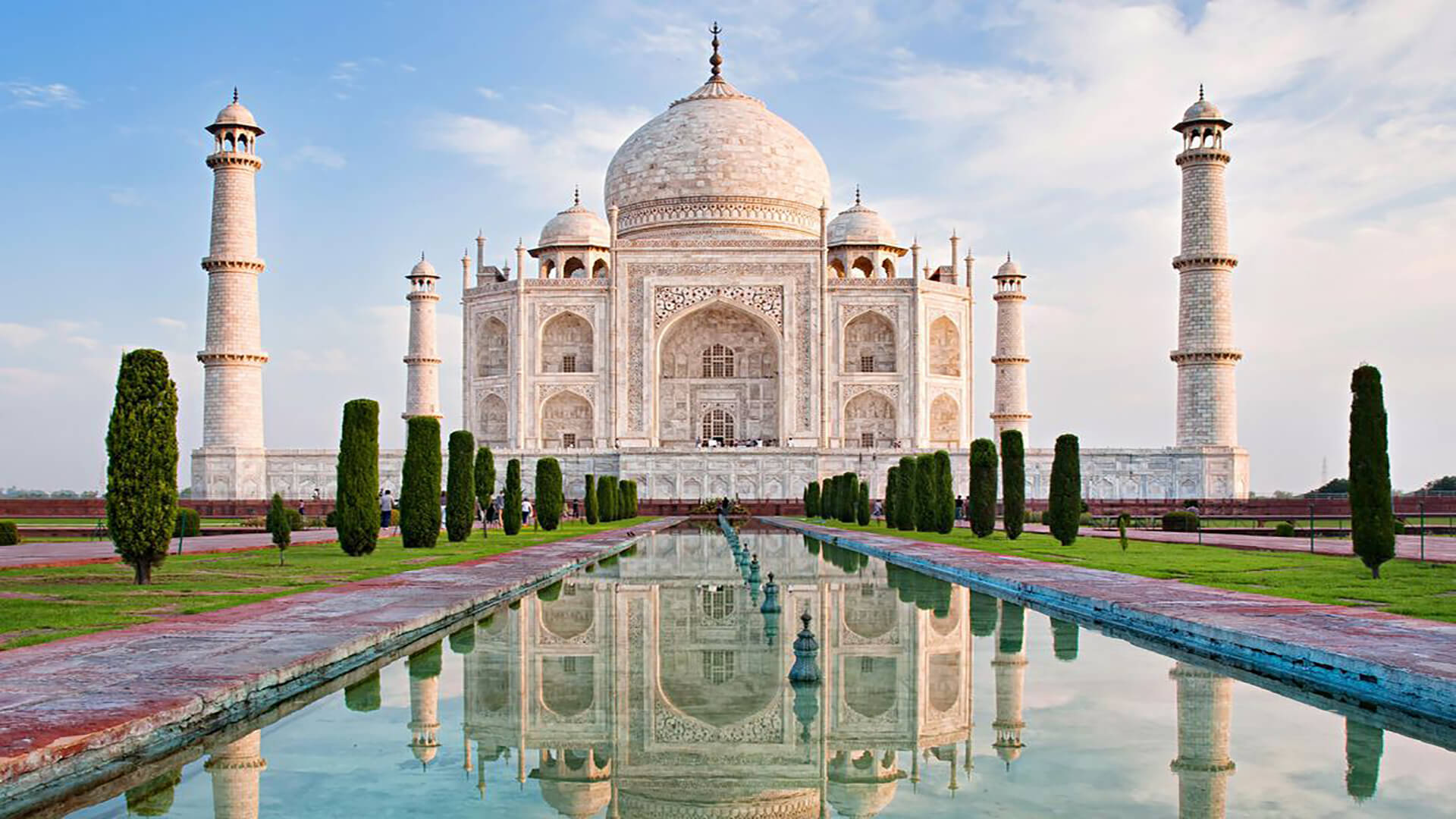 5 Nights 6 Days Luxurious Golden Triangle Tour